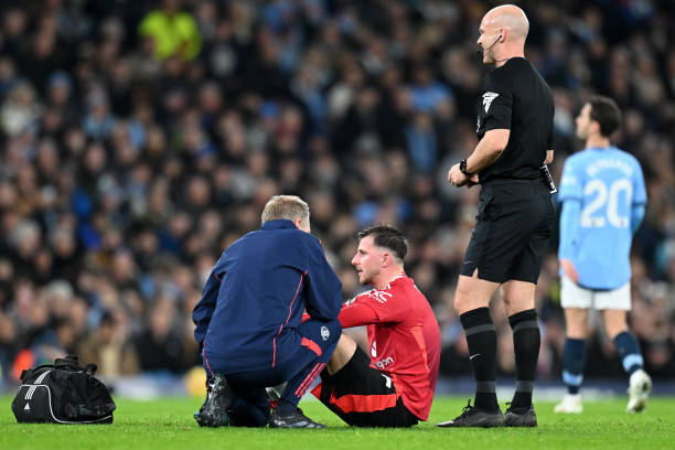 Mount Declares "I want to be available" for Manchester United